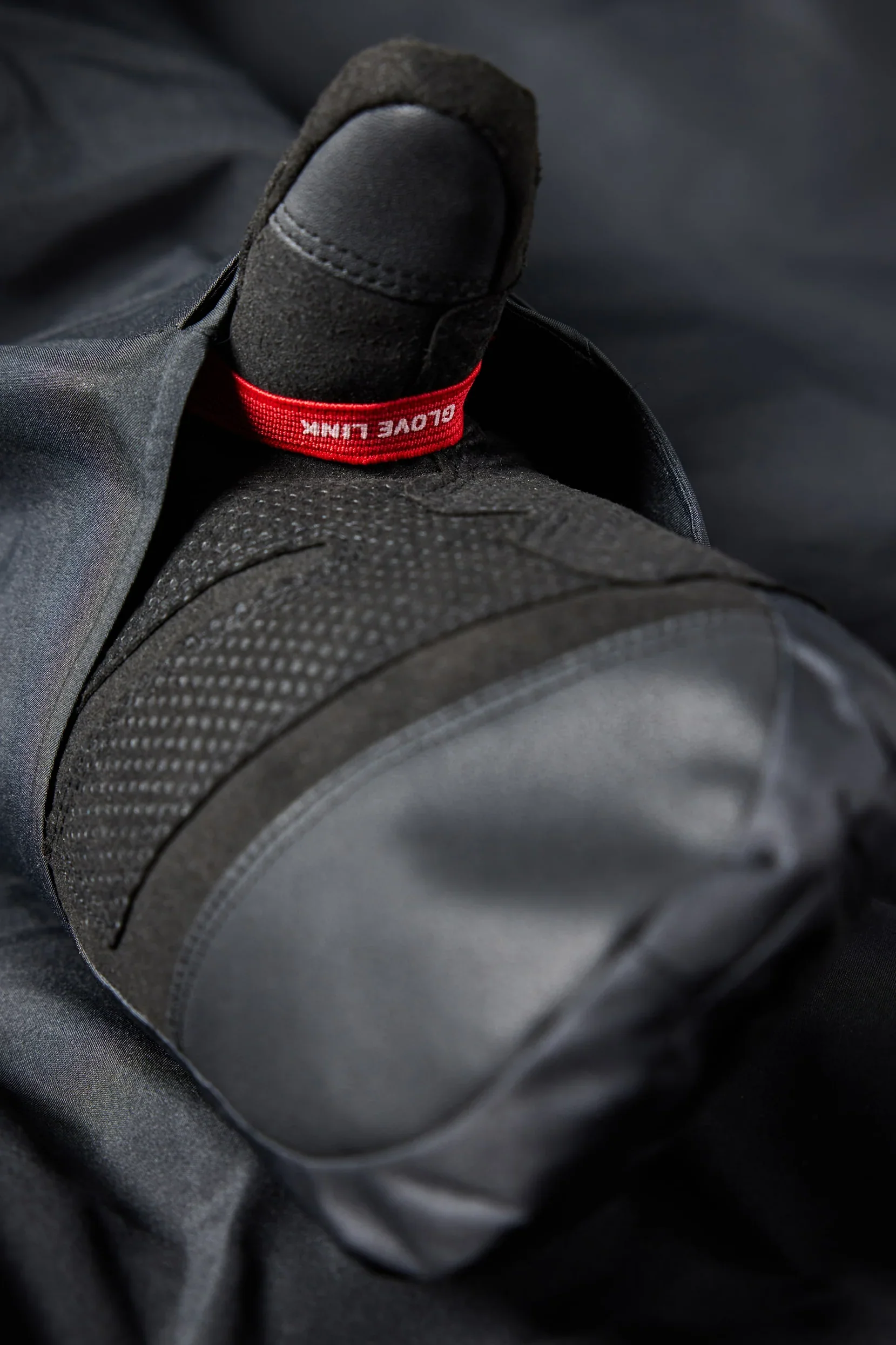 2025 686 GORE-TEX CORE SHELL JACKET - Image 7