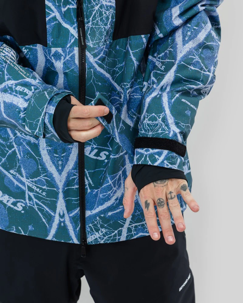2026 BEYOND MEDALS CARGO FULLZIP JACKET 2L - Image 7