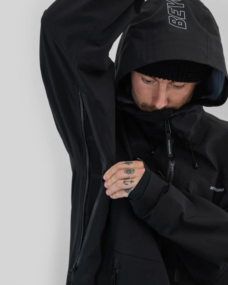2026 BEYOND MEDALS PRO TECH JACKET 3L - Image 8