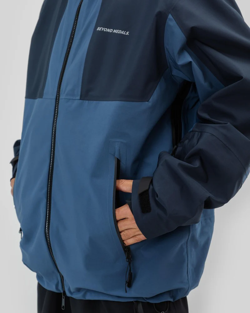 2026 BEYOND MEDALS TECH JACKET 3L - Image 10