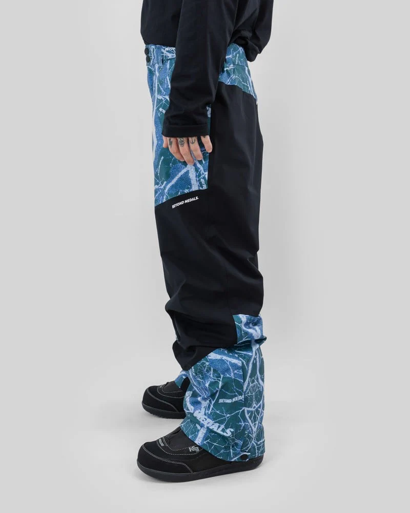 2026 BEYOND MEDALS ZIP PANT 2L - Image 3