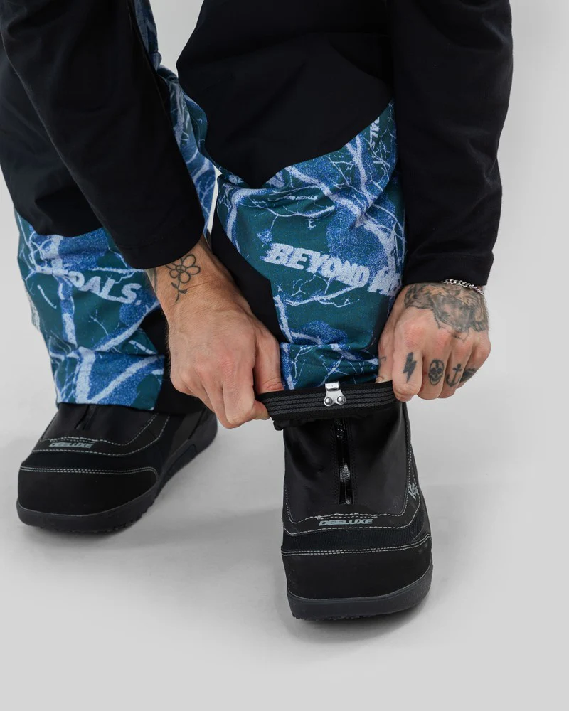 2026 BEYOND MEDALS ZIP PANT 2L - Image 7