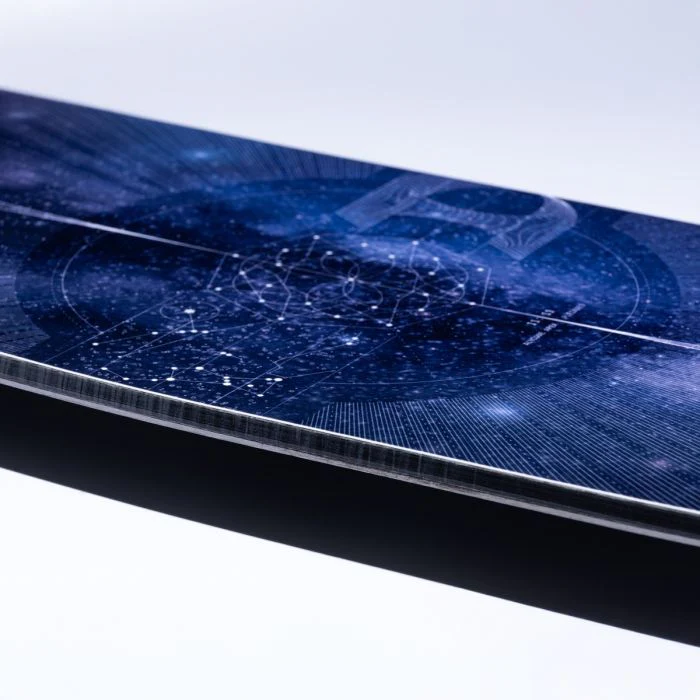 2026 LIB TECH GOLDEN ORCA SNOWBOARD - Image 4