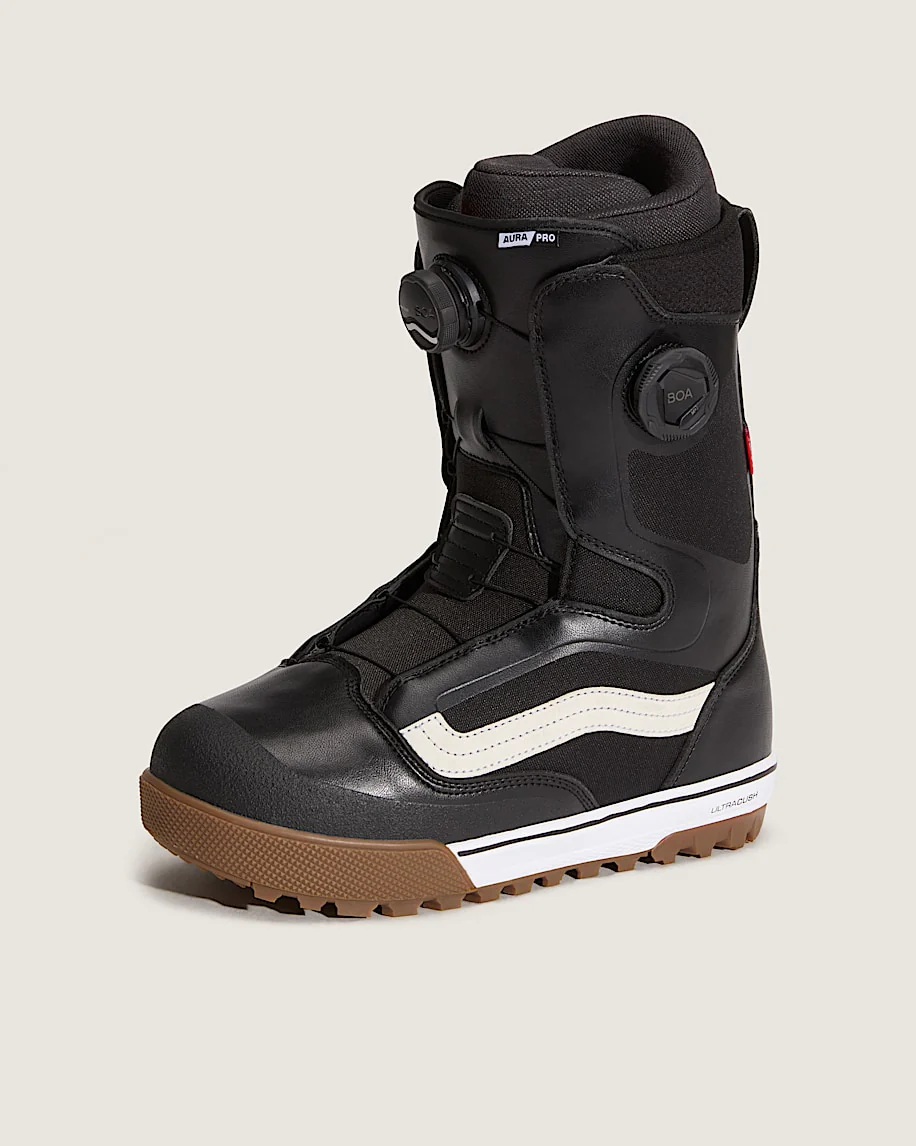 2026 VANS AURA PRO BOOT