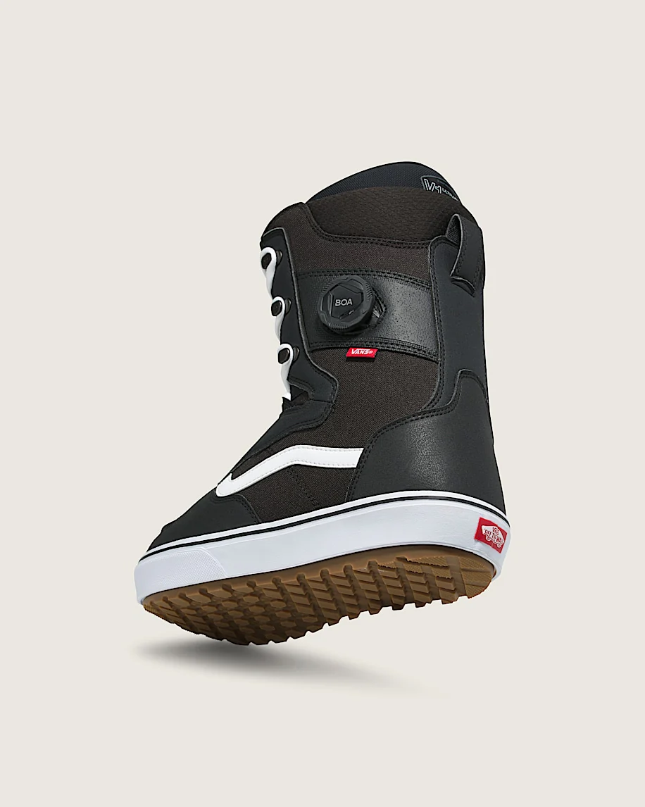 2026 VANS INVADO OG BOOT - Image 4
