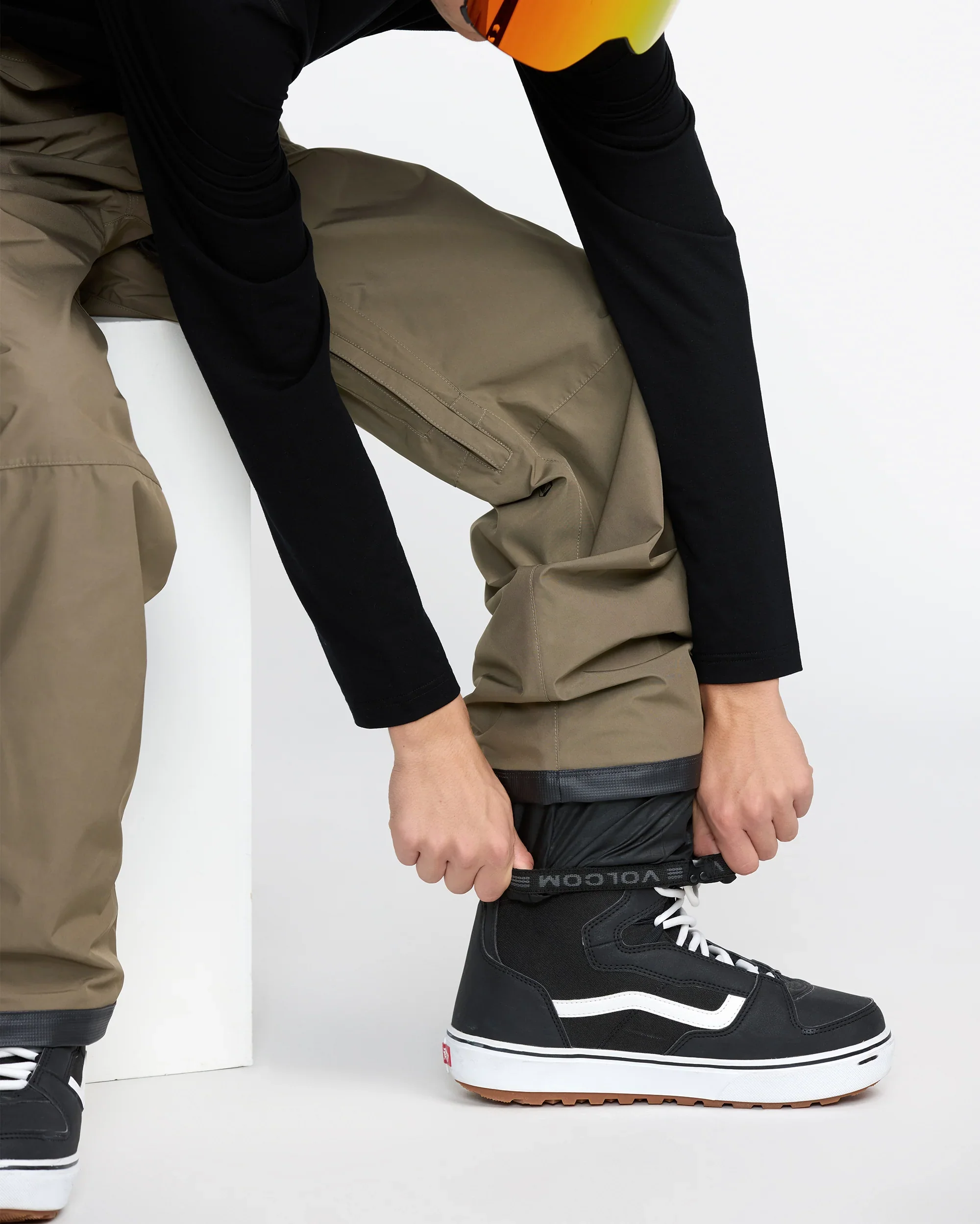2026 VOLCOM DUA GORE-TEX PANT - Image 4