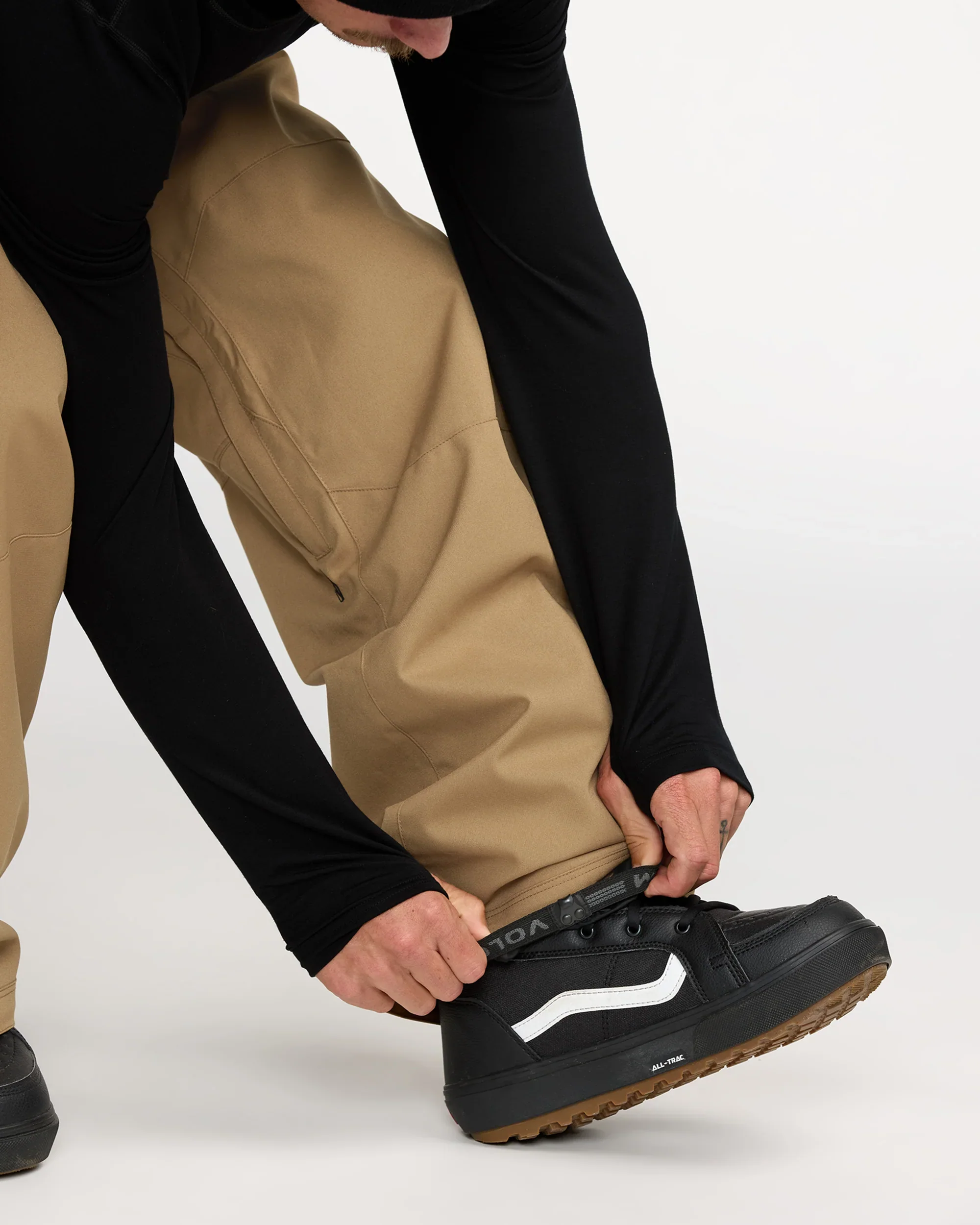 2026 VOLCOM SNOW BILLOW PANT - Image 4